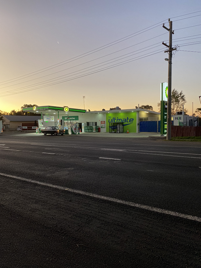 : BP Service station on Castlereagh Highway, Capertee.